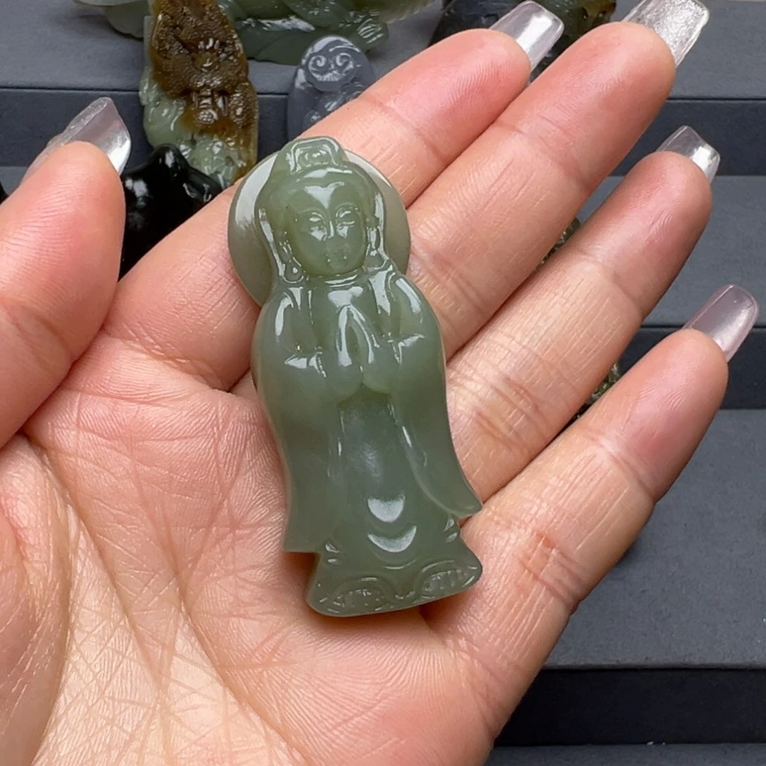 和田玉颈饰未镶嵌万**意
