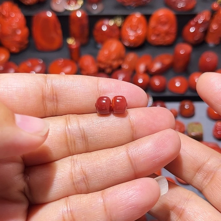 南红玛瑙未镶嵌配饰牛血火焰纹对珠7.5mm