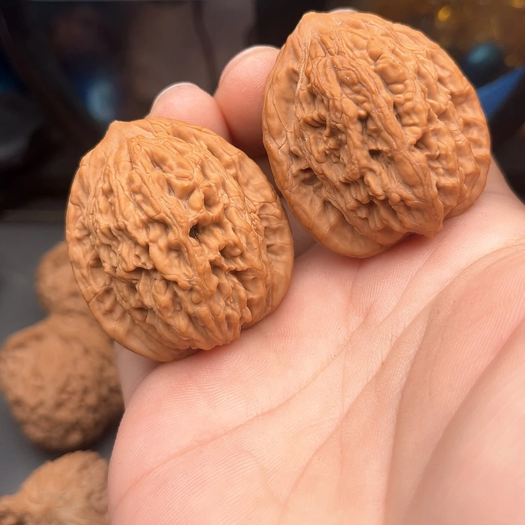 文玩核桃吊坠救***?虎头