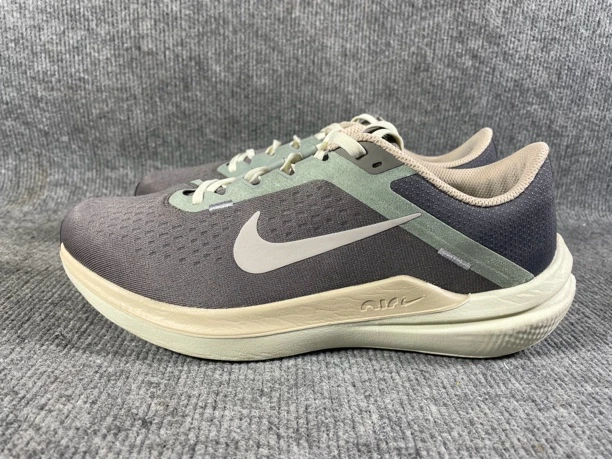 二手42码 Nike Air Winflo 10 气垫 跑鞋 铅笔灰 无盒公价496