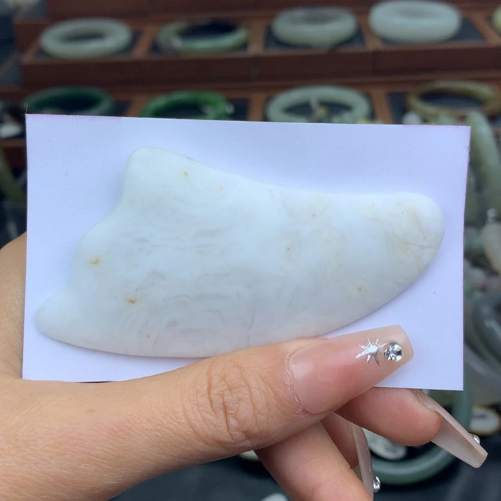 未镶嵌手镯和田玉18