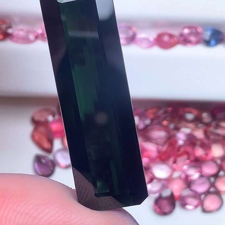 碧玺珠宝半成品未镶嵌42.8克拉