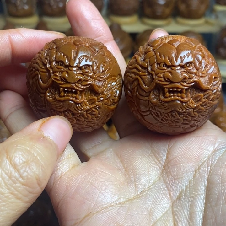 【闪购商品】香榧木锐**取橄榄核雕刻3.9