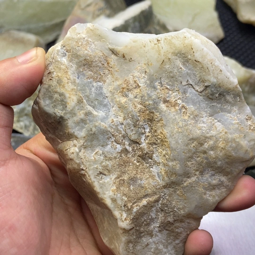 和田玉和田玉未镶嵌丹***哒