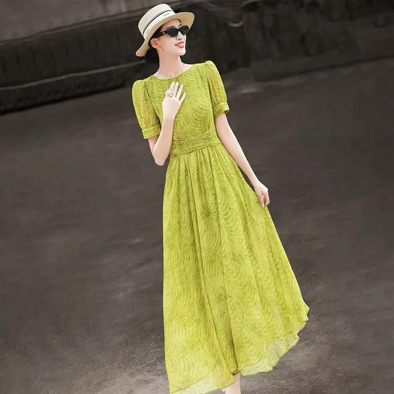 F053 新款2025时尚减龄连衣裙收腰显瘦法式洋气气质中长款A字裙子