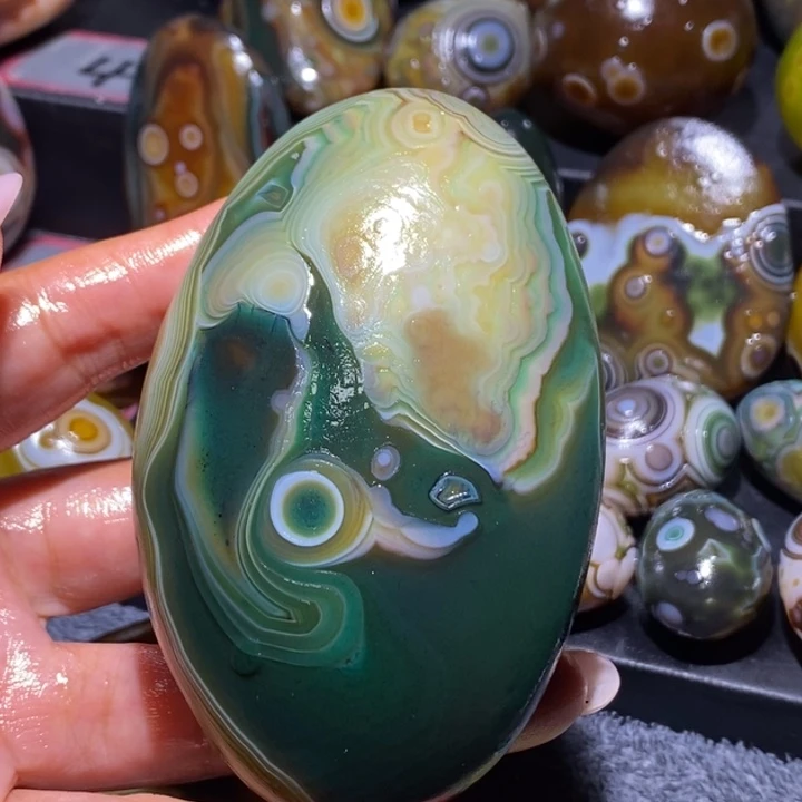 玛瑙/玉髓未镶嵌珠宝奇石88