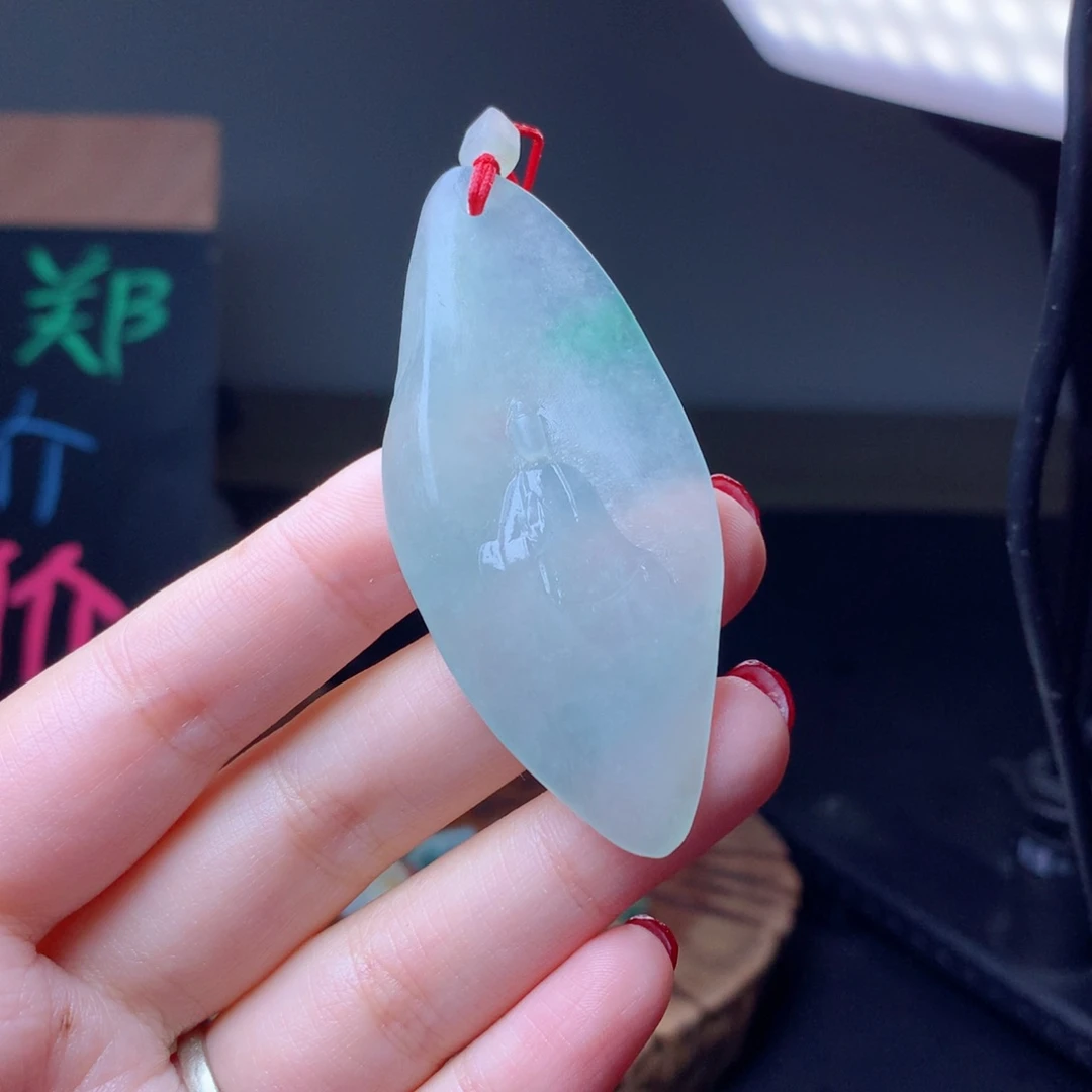 定制翡翠未镶嵌大****子翡翠