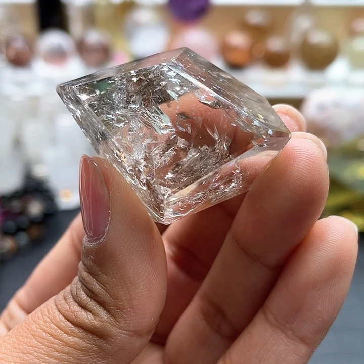 天然水晶未镶嵌水晶L***u