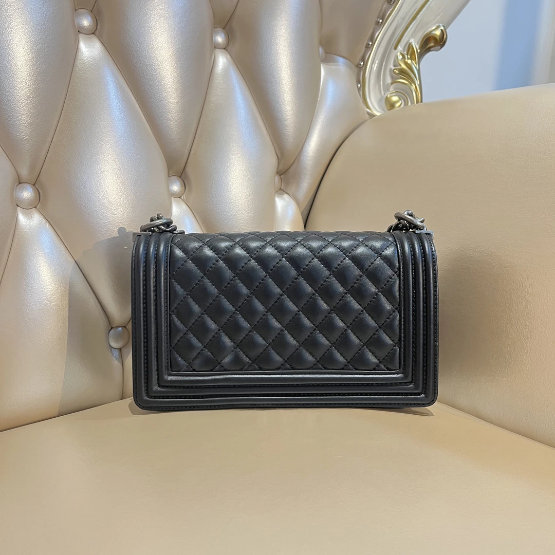 时尚轻奢单肩斜挎女包X67086黑羊银