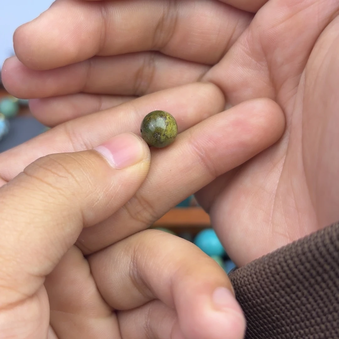 南红玛瑙未镶嵌绿松石