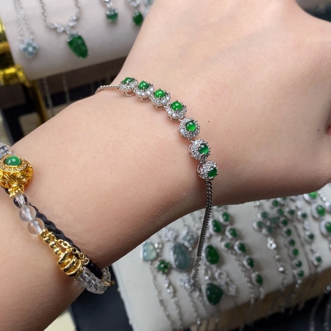 颈饰未镶嵌翡翠翡翠