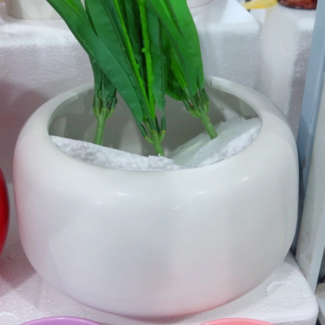 有孔陶瓷花盆，满10米包邮发货