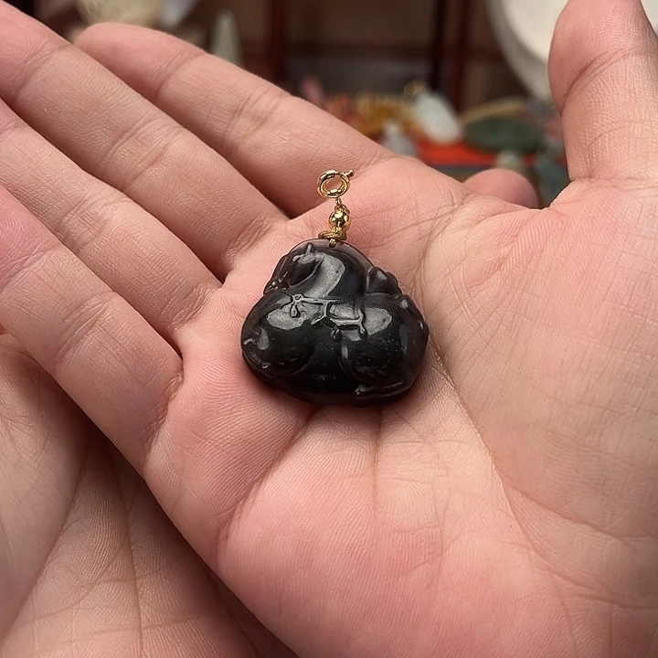 颈饰未镶嵌和田玉唐马吊坠