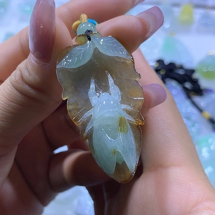 翡翠颈饰未镶嵌天然翡翠A货吊坠