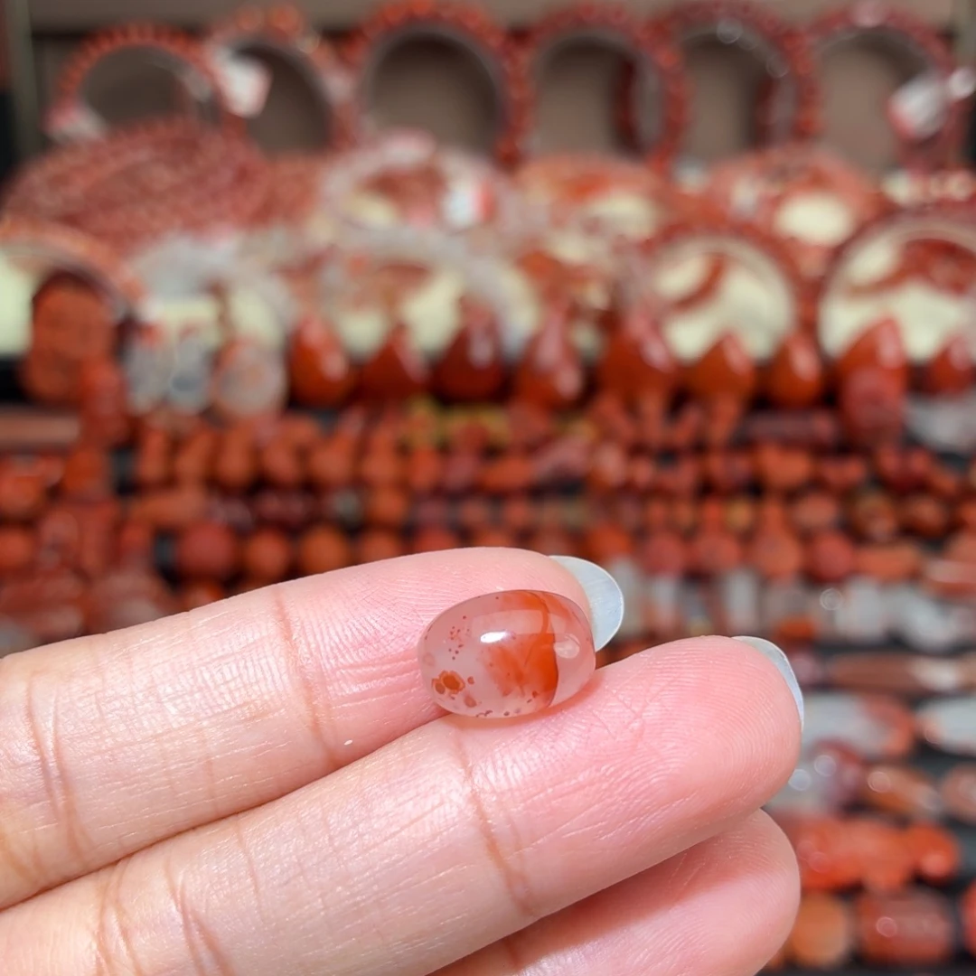 南红玛瑙未镶嵌颈饰珠子12*8+