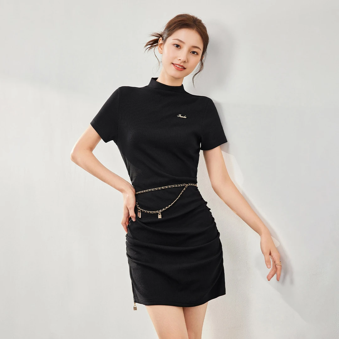 IEF/爱依服2025夏秋新款韩版性感小女人纯欲修身显瘦气质感连衣裙