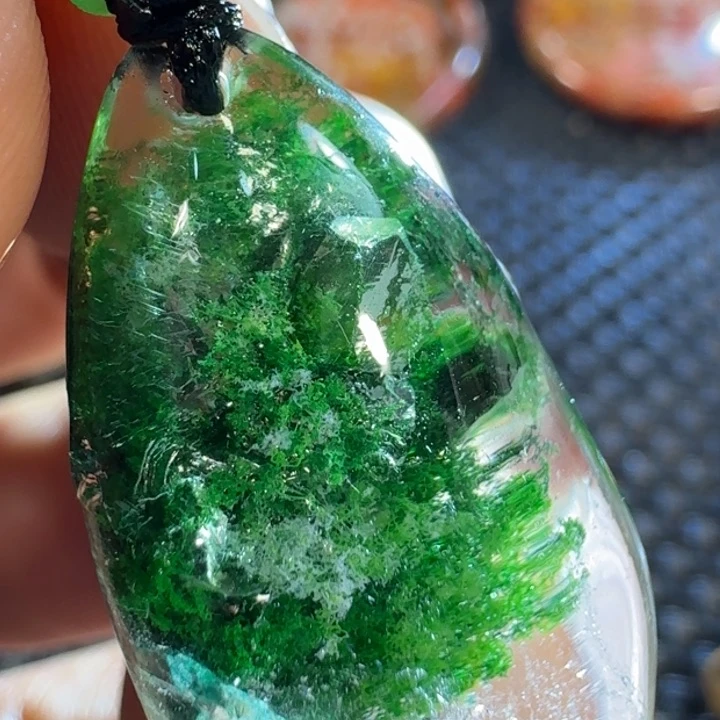 水晶颈饰未镶嵌无**莲