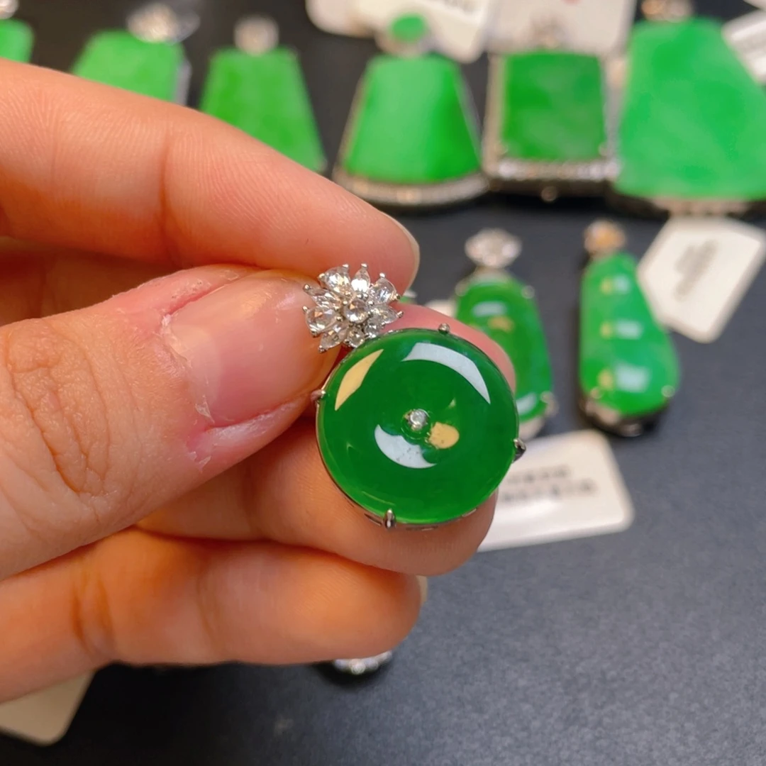 翡翠银S925镶嵌颈饰