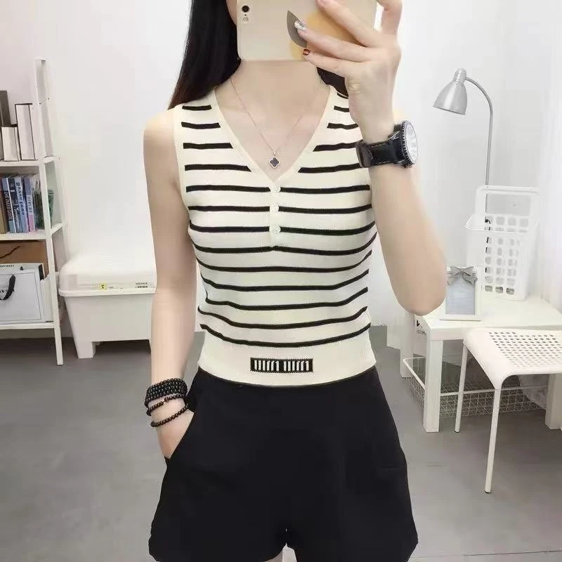 条纹v领背心吊带女短款夏季外搭薄款针织衫上衣时尚春秋可打底衫