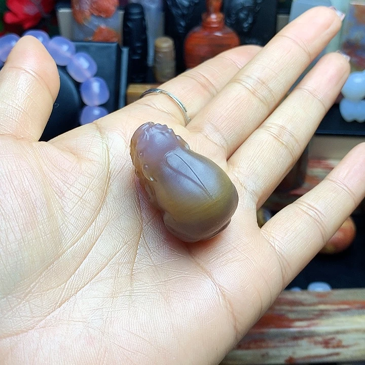 硅化玉未镶嵌颈饰玉雕貔貅