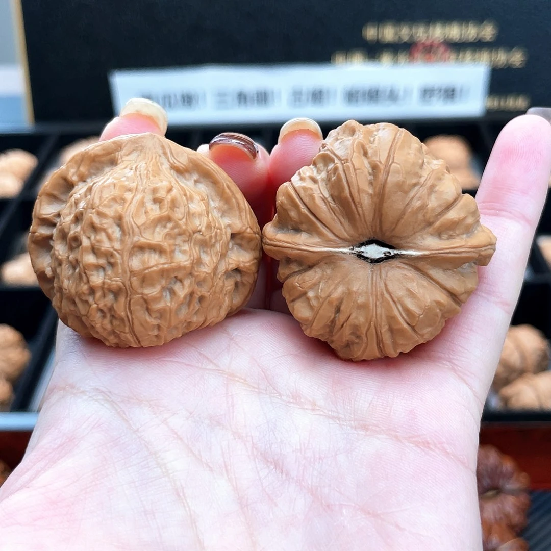 把件文玩核桃42毕业级正圆➕正肩➕三角异形42ss