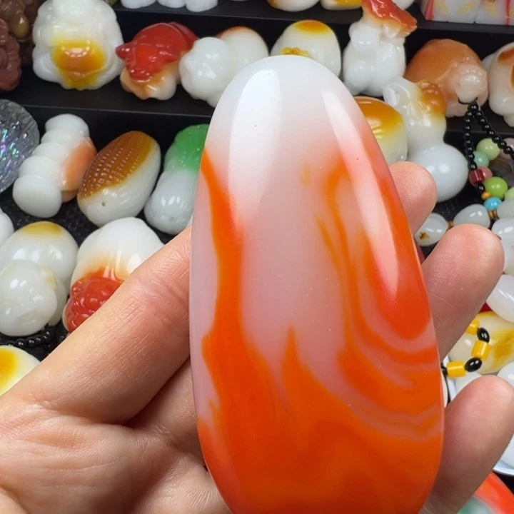 新疆戈壁五彩石金丝