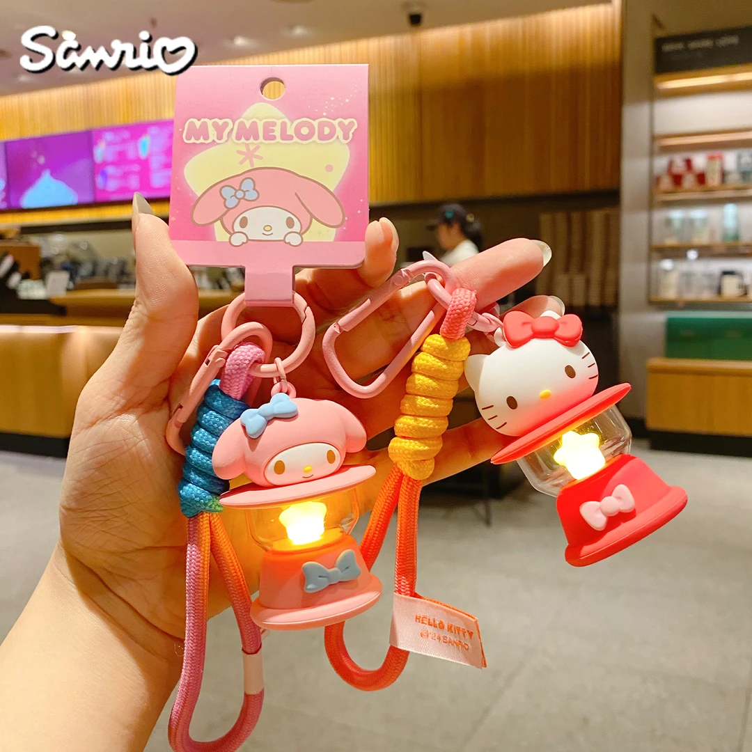正版三丽鸥hellokitty小夜灯钥匙扣2025新款发光包包挂件书包挂饰