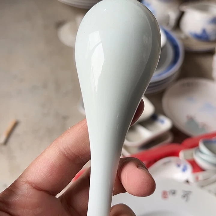 青釉四个针勺陶瓷