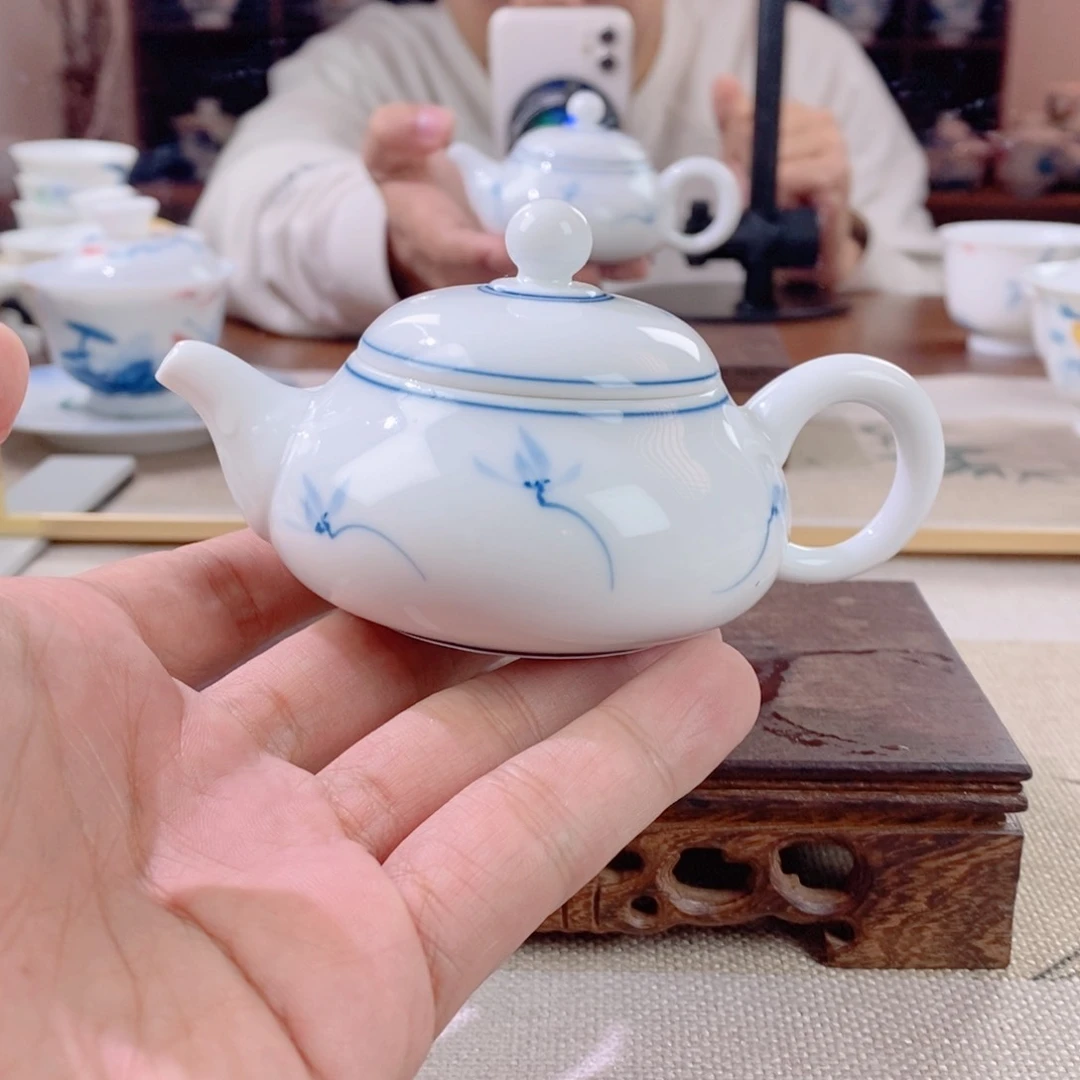邓鸣壶哈哈哈哈哈哈