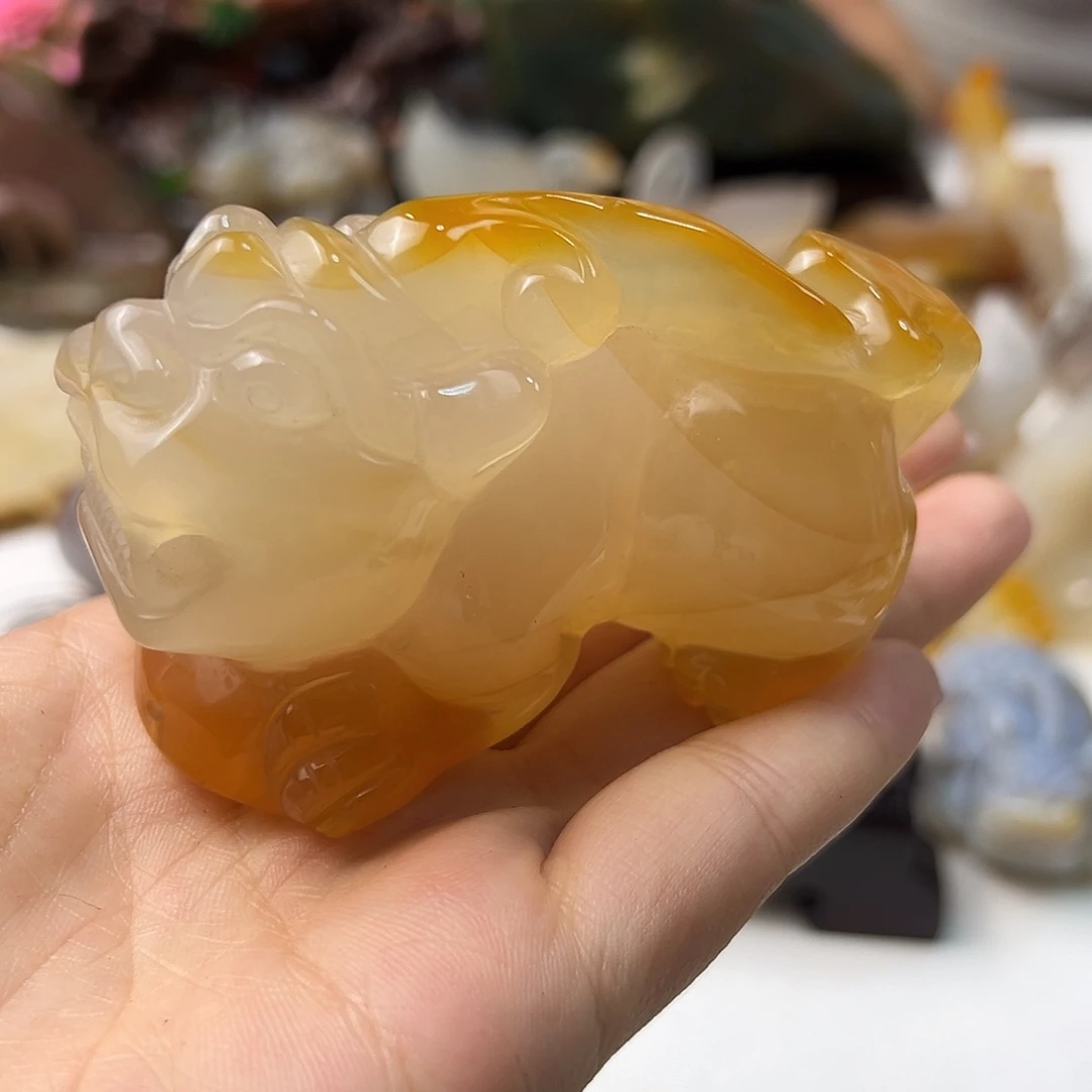 玛瑙/玉髓颈饰未镶嵌
