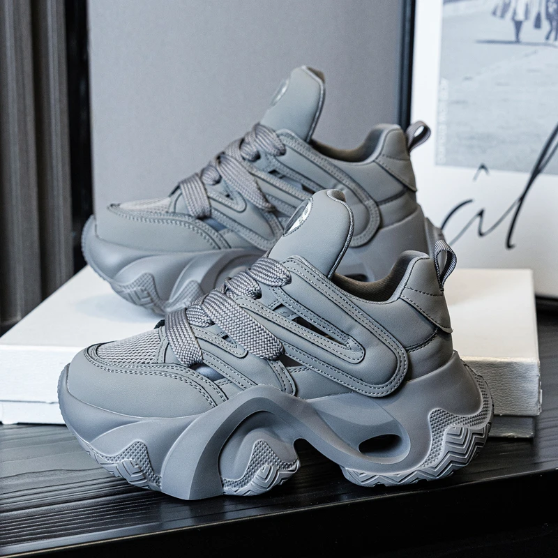 小个子老爹鞋厚底镂空透气时尚休闲鞋2025爆款夏季网面运动小白鞋