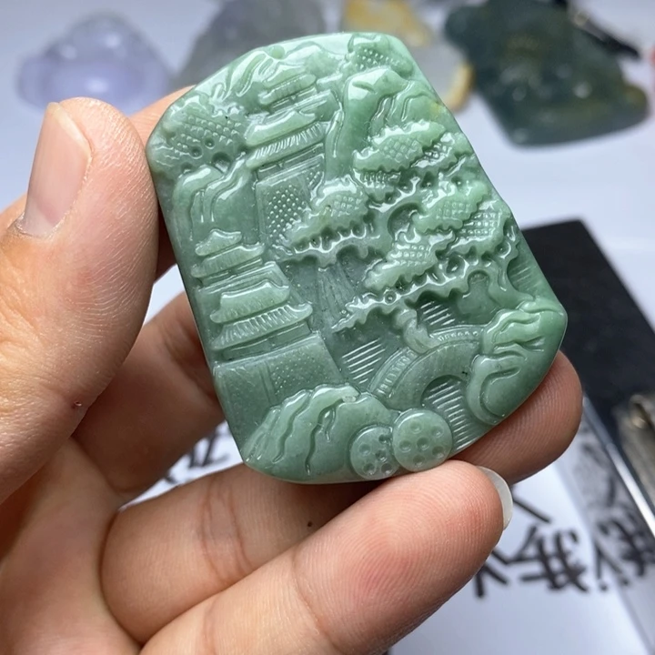 翡翠未镶嵌颈饰翡翠