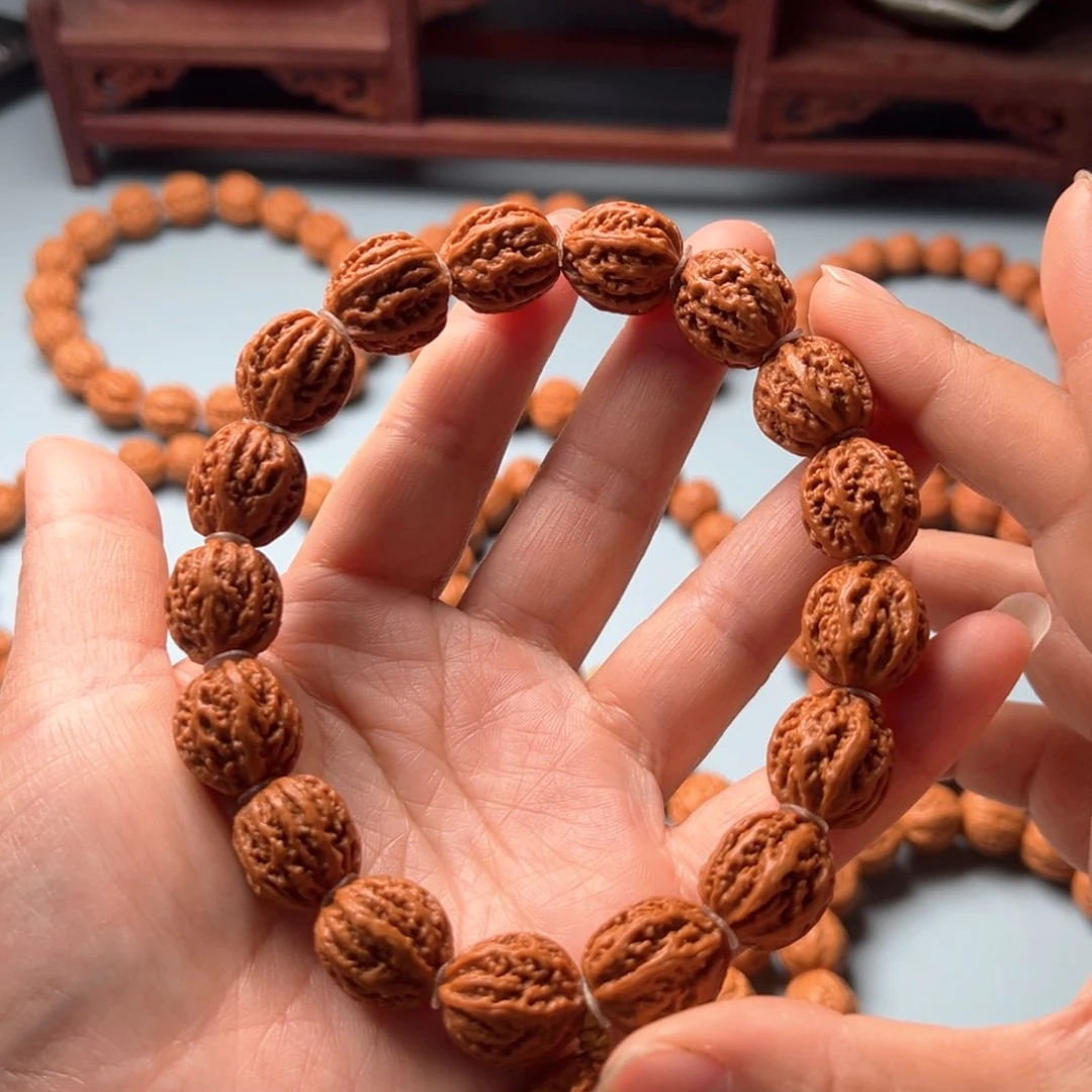 文玩核桃吊坠野生小核桃