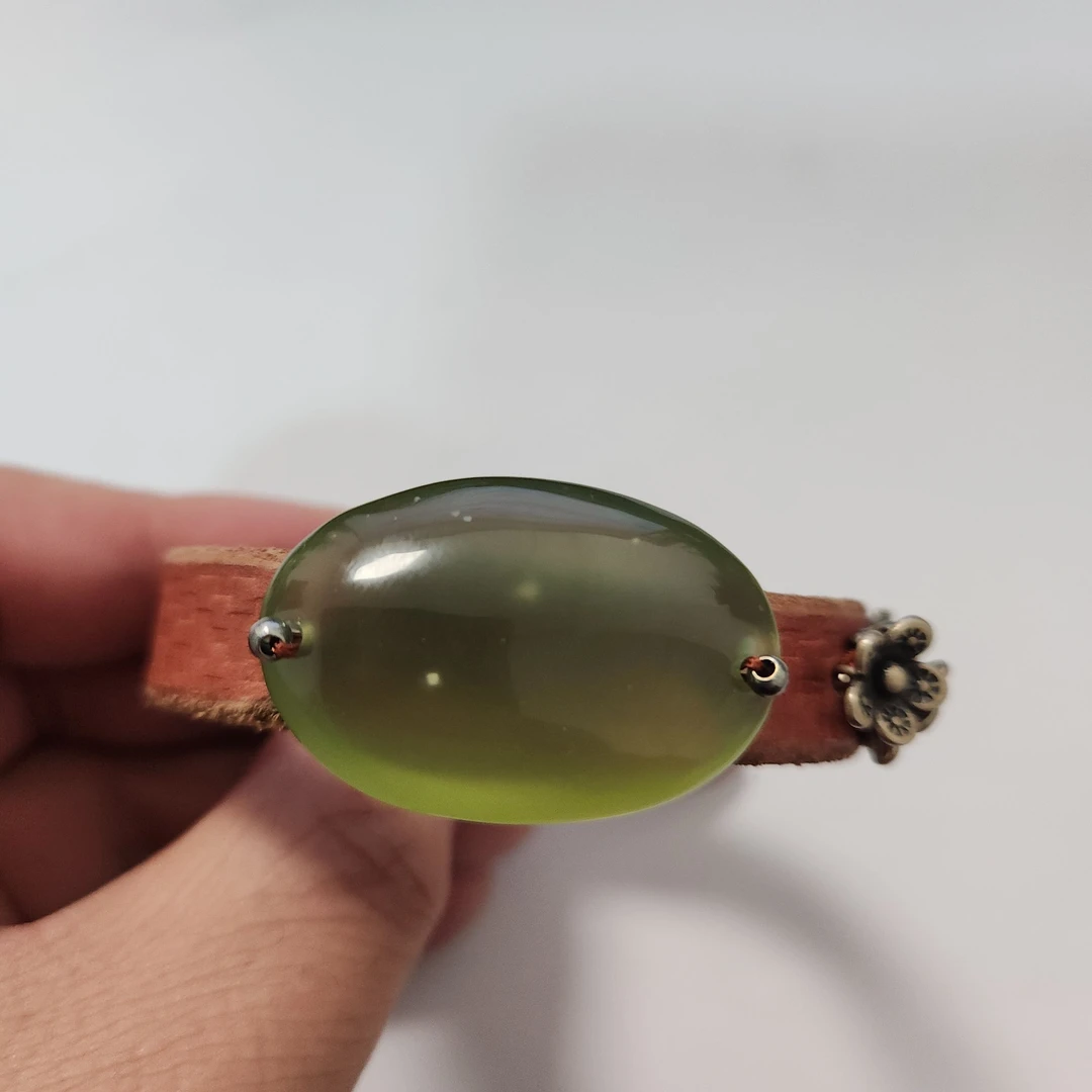 甜甜专属岫玉手牌