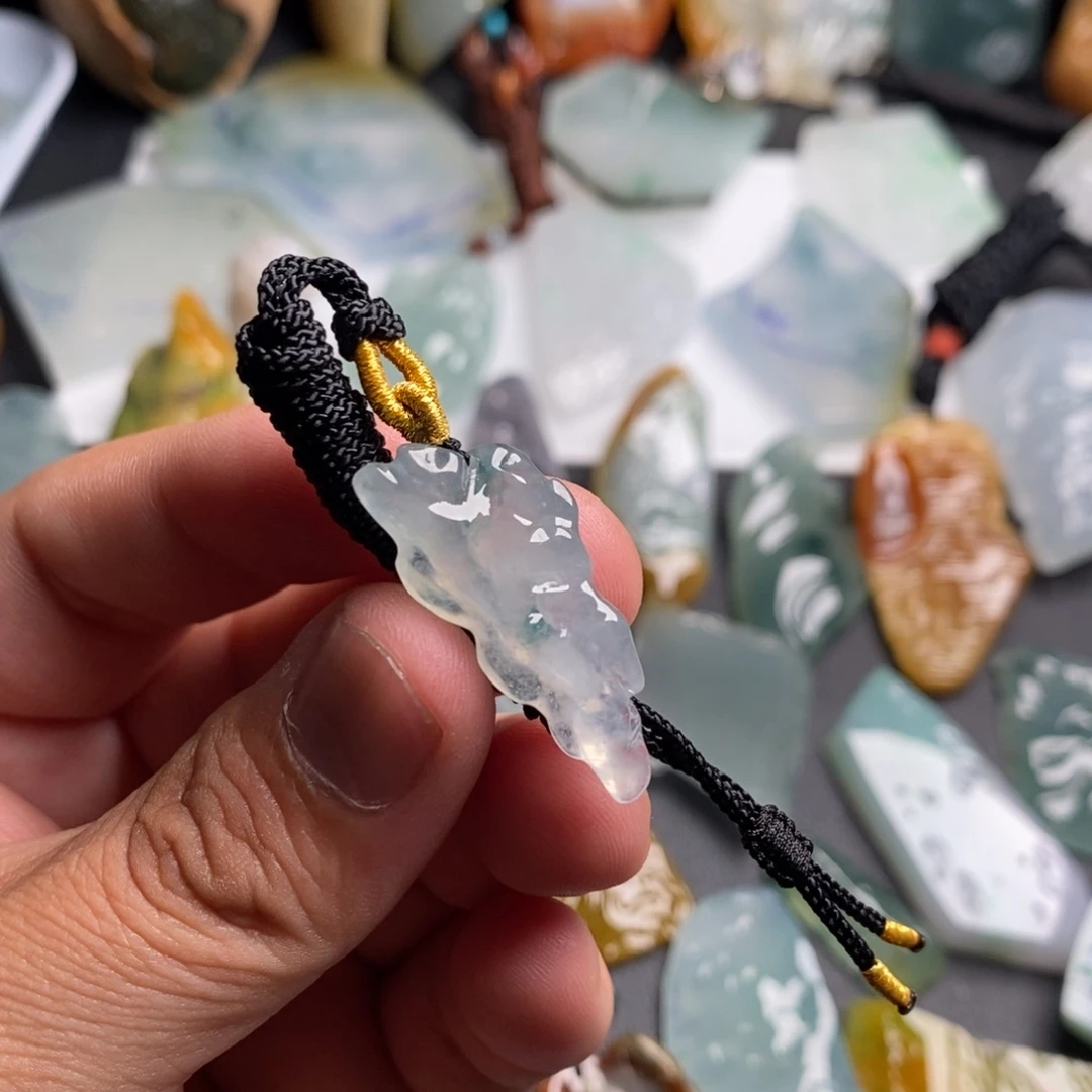 定制翡翠未镶嵌冰飘花特色随形