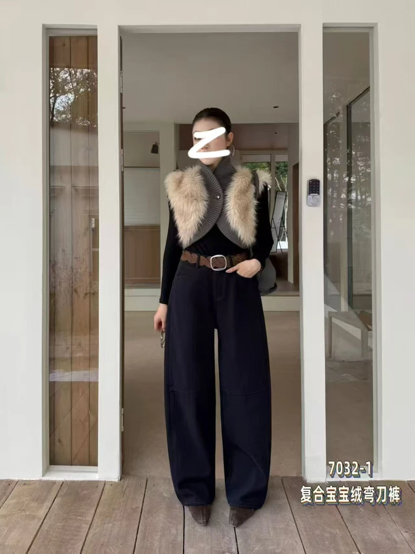 7032-1AQ藏青色加绒水洗阔腿牛仔弯刀裤