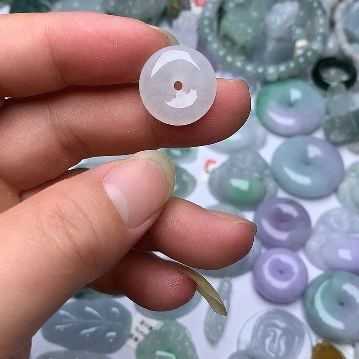 翡翠未镶嵌颈饰天然翡翠