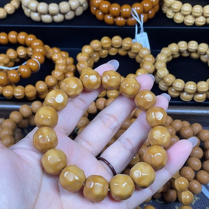 猴头核桃手串猴头