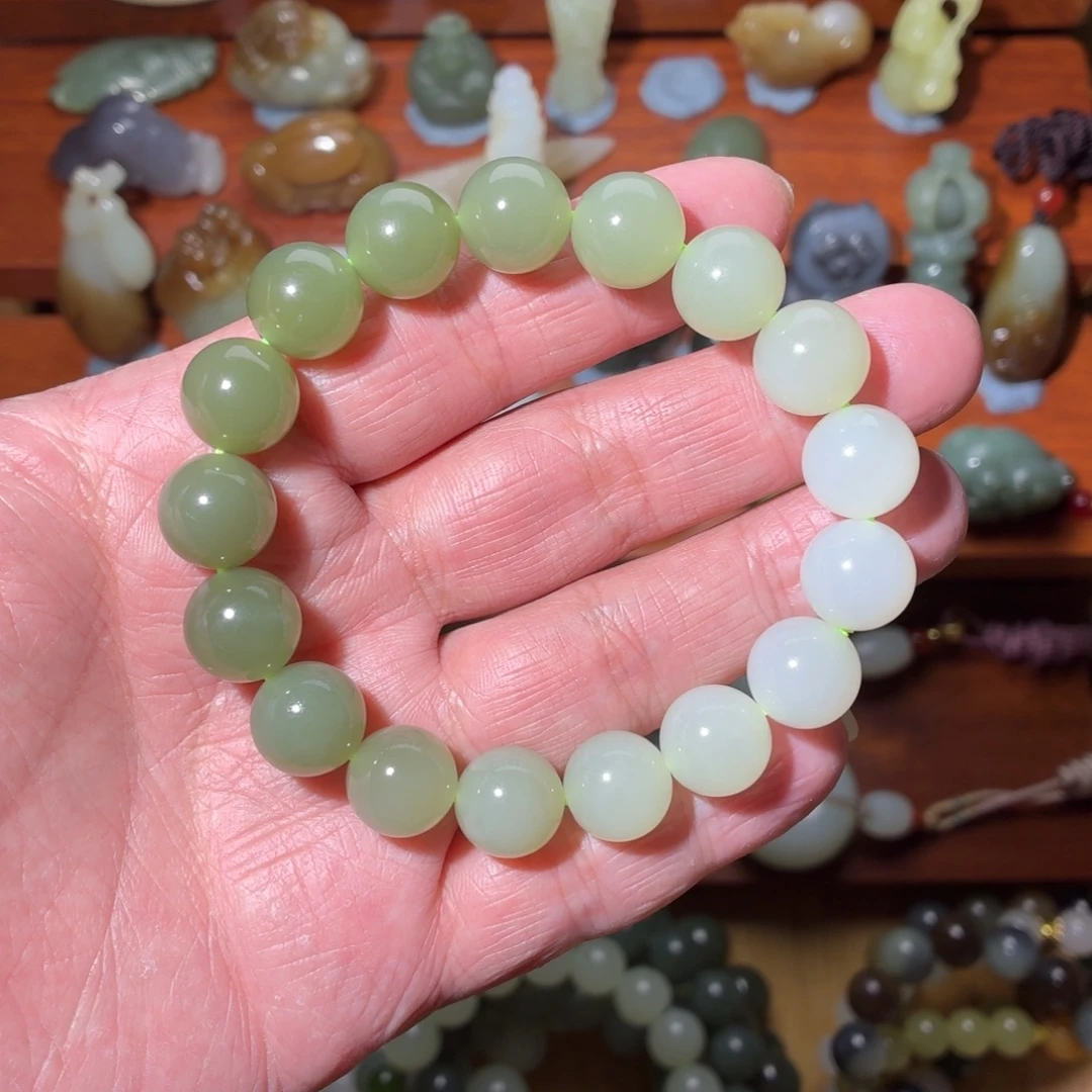 和田玉未镶嵌手串