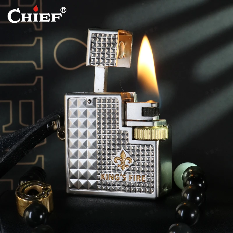 巴黎钉创新设计迷你方砖煤油打火机小巧精致网红高颜值侧滑轮男士
