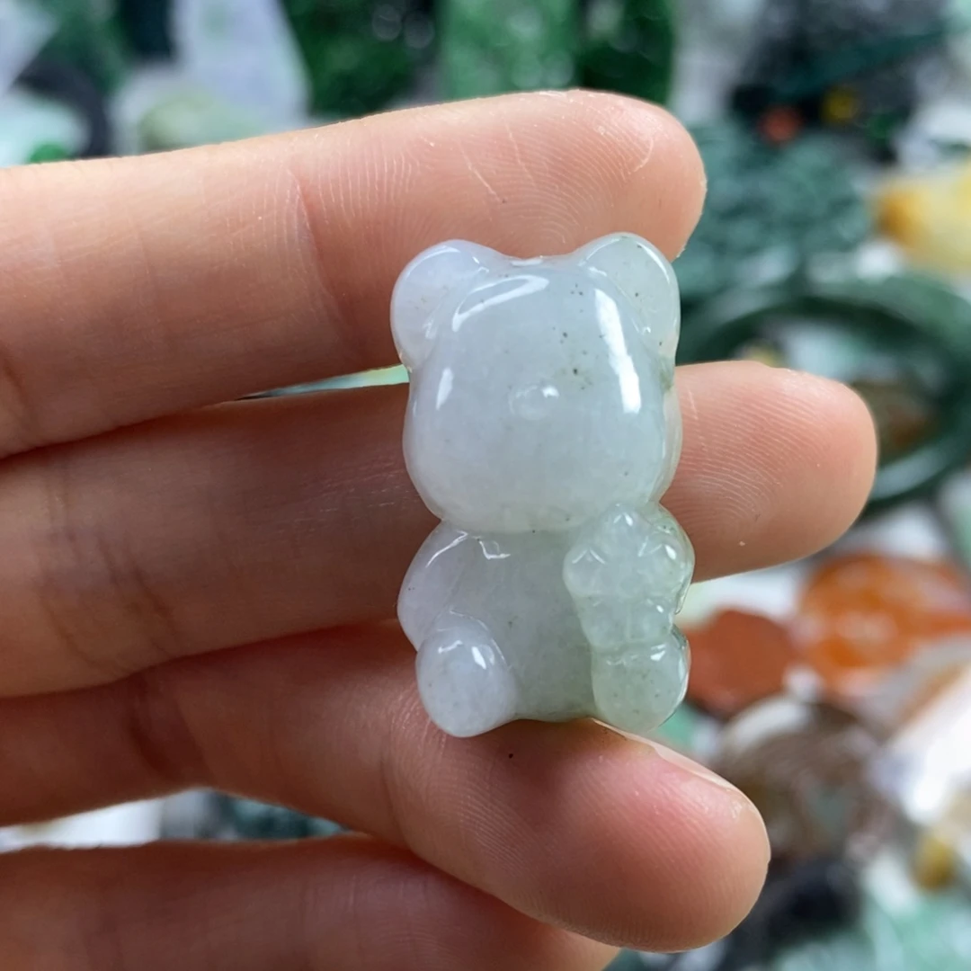 翡翠颈饰未镶嵌吊坠