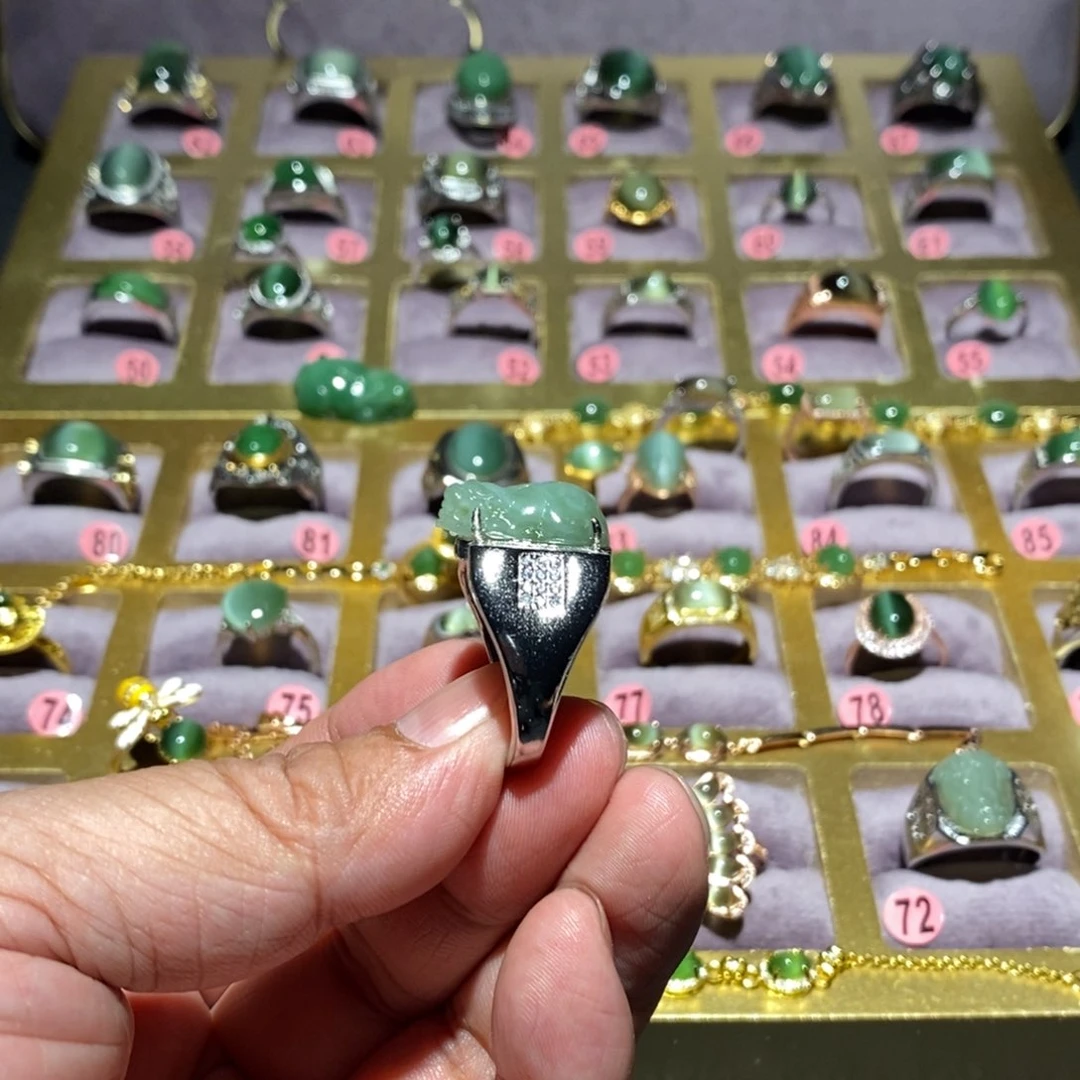 和田玉（碧玉）戒指未镶嵌