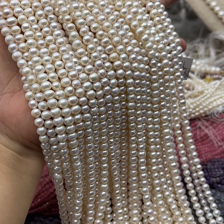 未镶嵌玛瑙/玉髓珠宝半成品一条5mm左右珍珠