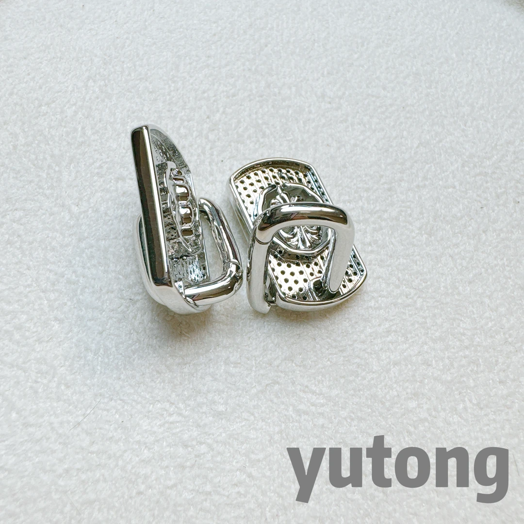 铜合金锆石耳饰 【雨桐轻奢饰品】设计款耳环YT02531