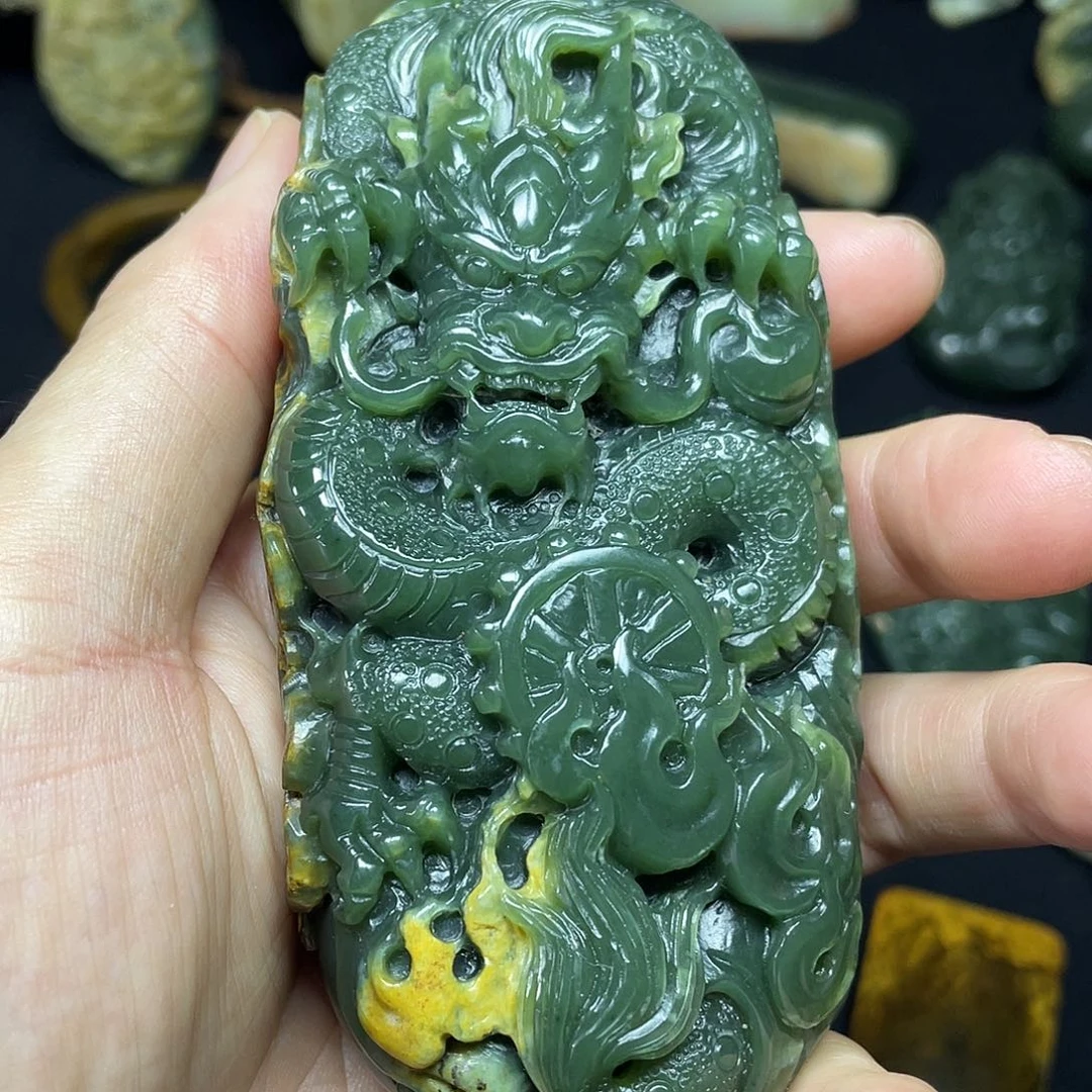 岫岩河磨玉（透闪石质玉）未镶嵌车挂