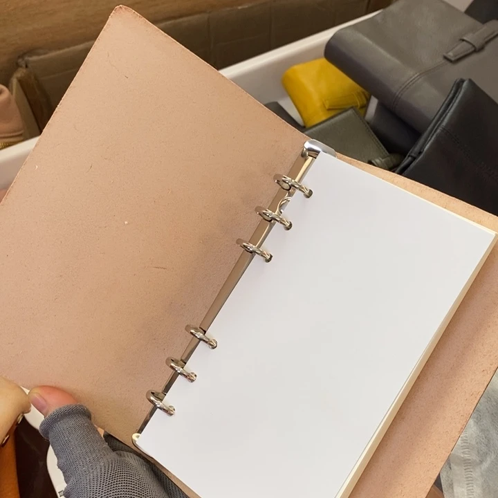 头层牛皮瑕疵A6活页本