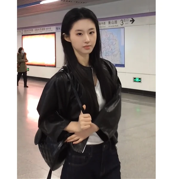 2025年春秋新款复古圆领拉链PU皮衣外套女百搭显瘦机车夹克上衣