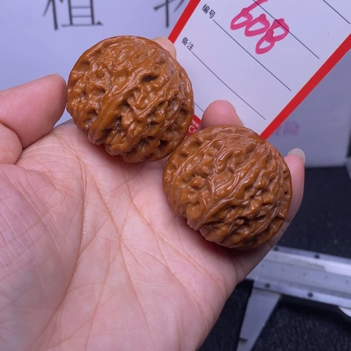 把件文玩核桃608，40白狮子