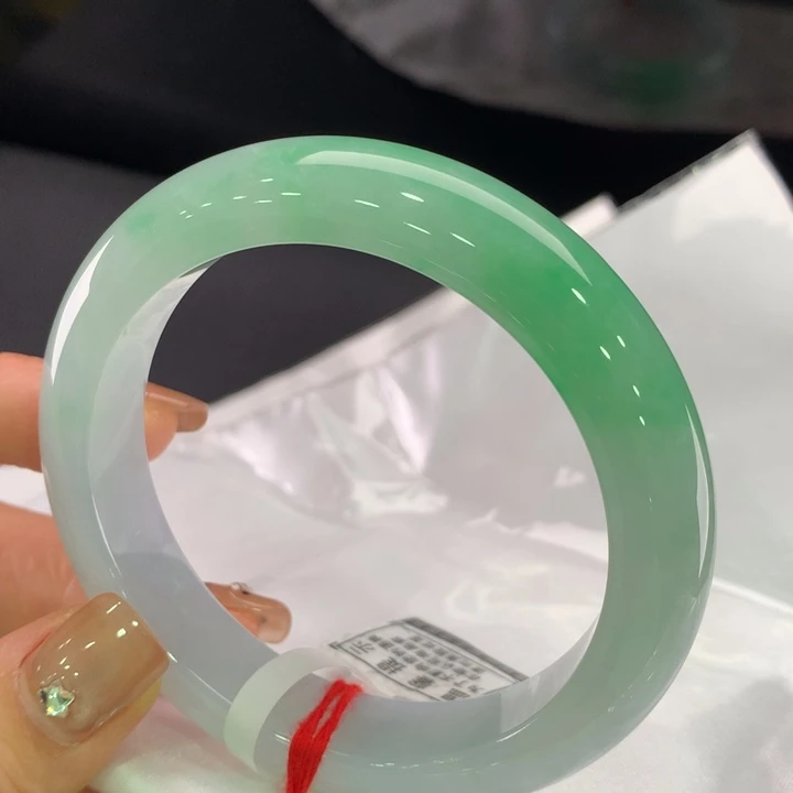 翡翠手镯未镶嵌正圈57-58