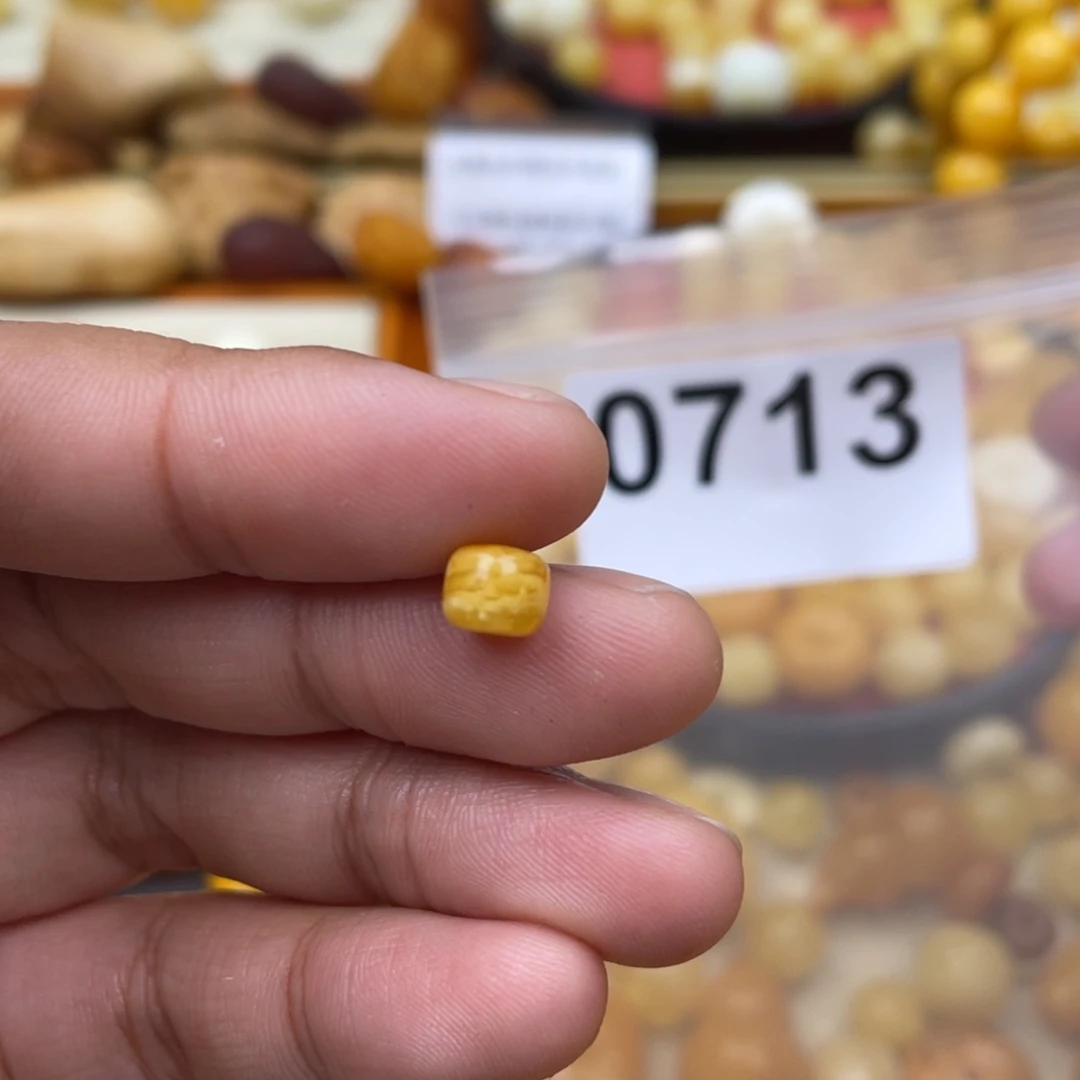 琥珀珠宝奇石未镶嵌想***梦